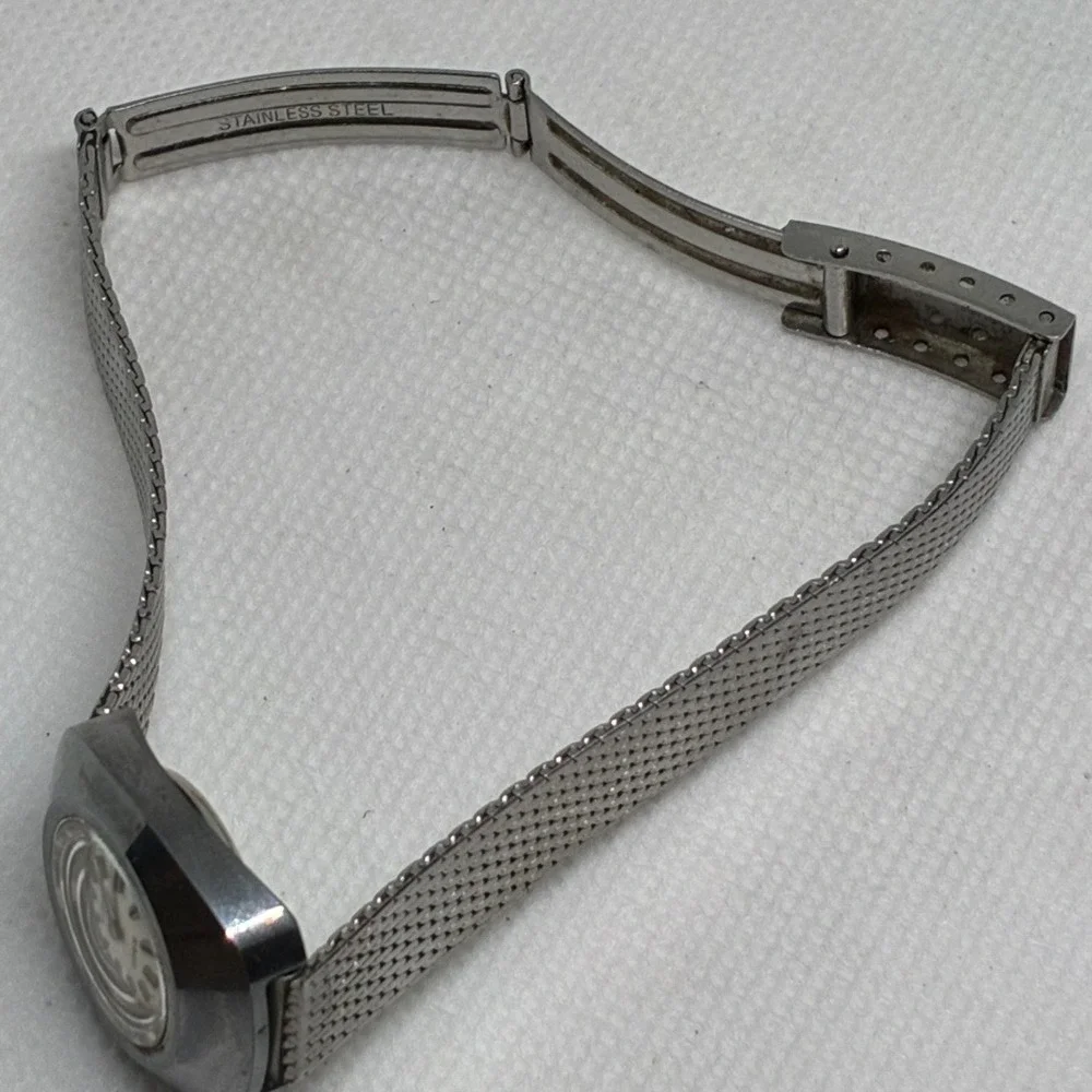 Rado DiaStar Vintage Ladies Hand Winding Watch Silver Sunburst Dial-For PARTS!